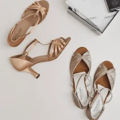 Dame Dansebutikken Brudesko|Salsasko Damer-Anna Kern flesh satin dansesko med t- rem