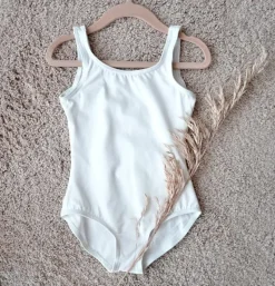 Børn Dansebutikken Dragter Piger|Balletdragter Børn-Bloch hvid dragt m.bælte u. ærme til piger