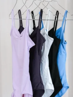 Dame Dansebutikken Balletdragter Damer-Dragt med rynk og tynde stropper i fransk blå fra Wear Moi