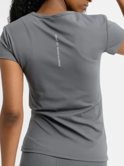 Dame Dansebutikken Pilates Overdele|Yogabluser-Drop of Mindfulness Juni t-shirt i mat grå