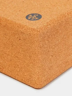 Dansebutikken Andet Til Yoga-Manduka yogablok i kork