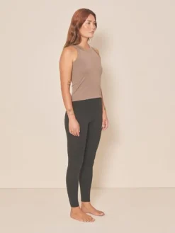 Dame Dansebutikken Pilates Overdele|Yogatoppe-Moonchild brun tank top