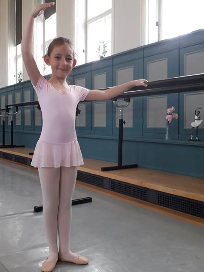 Børn Dansebutikken Gymnastikkjole Piger|Balletkjole Piger-Mørk rosa dragt med påsyet chiffon skørt Ballet Rosa