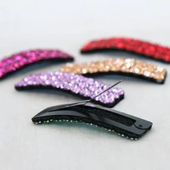 Dansebutikken Gymnastik Hårtilbehør|Hår Accessories-Rødt clic-clac hårspænde med rhinsten