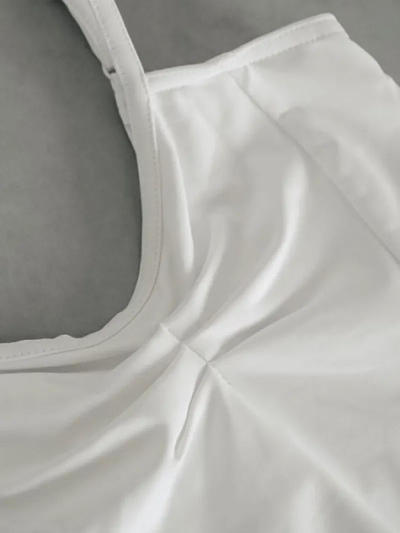 Dame Dansebutikken Dragter Damer|Balletdragter Damer-Seré hvid dragt m. justerbare stropper og rynkedetaljer