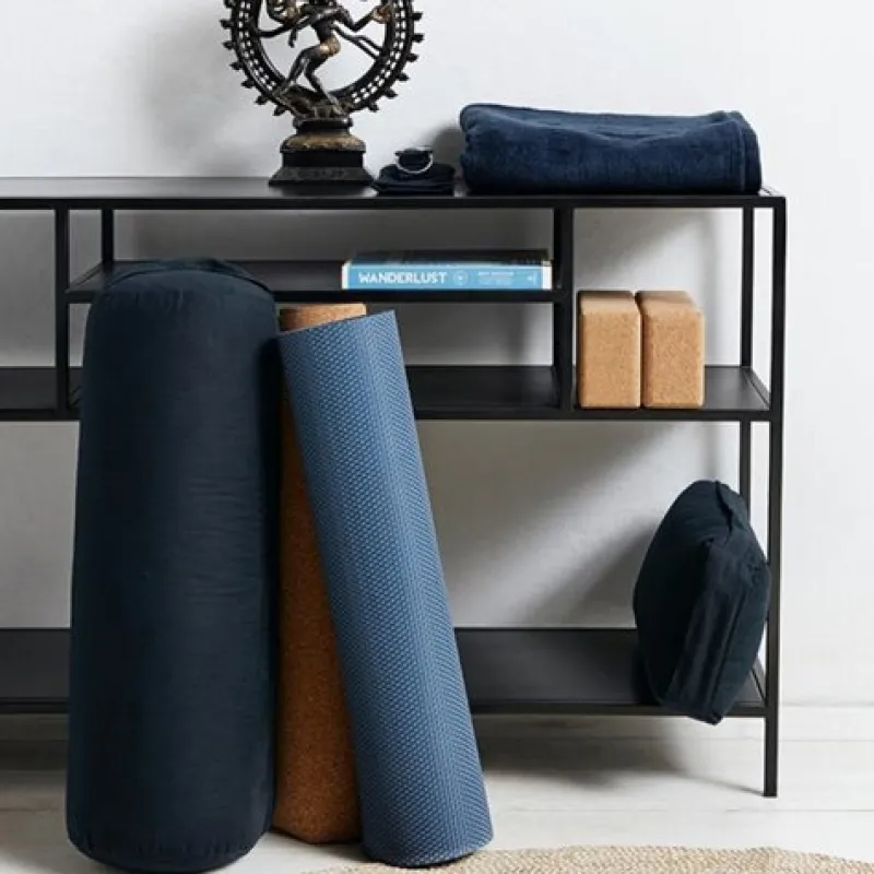 Dansebutikken Andet Til Yoga-Simple Days yogapølle i navy