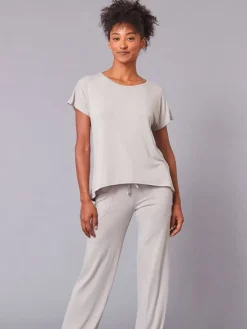 Dansebutikken Pilates Overdele|Yogabluser-Tempsdanse latte farvet blød bambus t-shirt